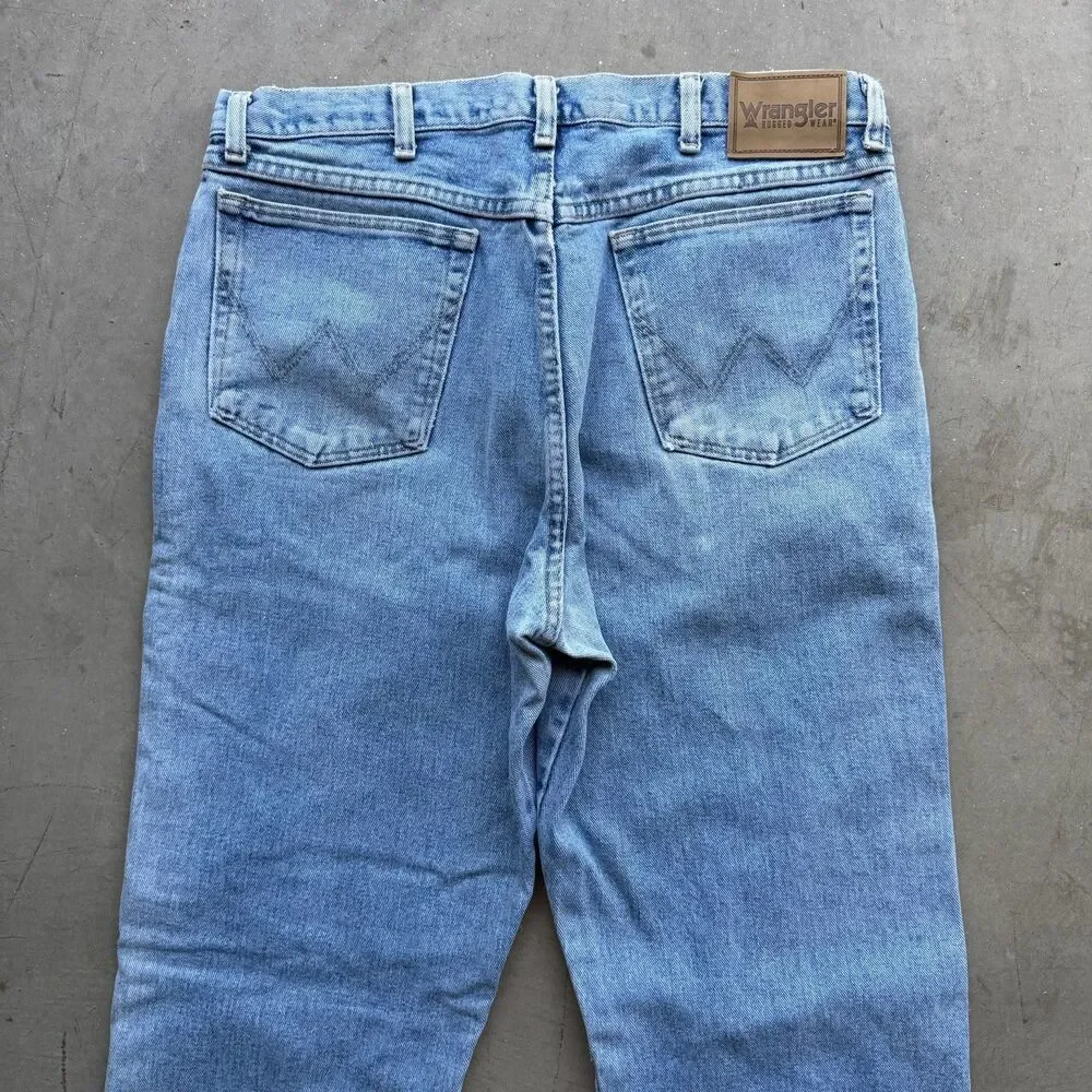 Wrangler Rugged Wear Jeans Mens 35 x 32 Denim Relaxed Fit Western 35001AI Blue